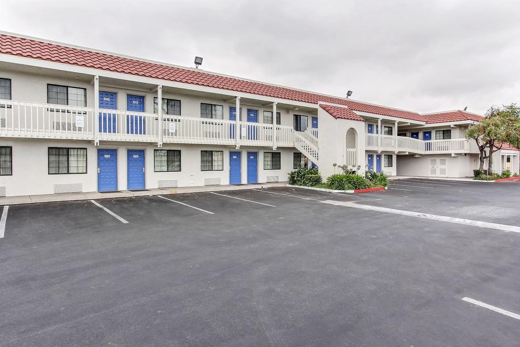 Motel 6-Salinas, Ca - North Monterey Area Экстерьер фото
