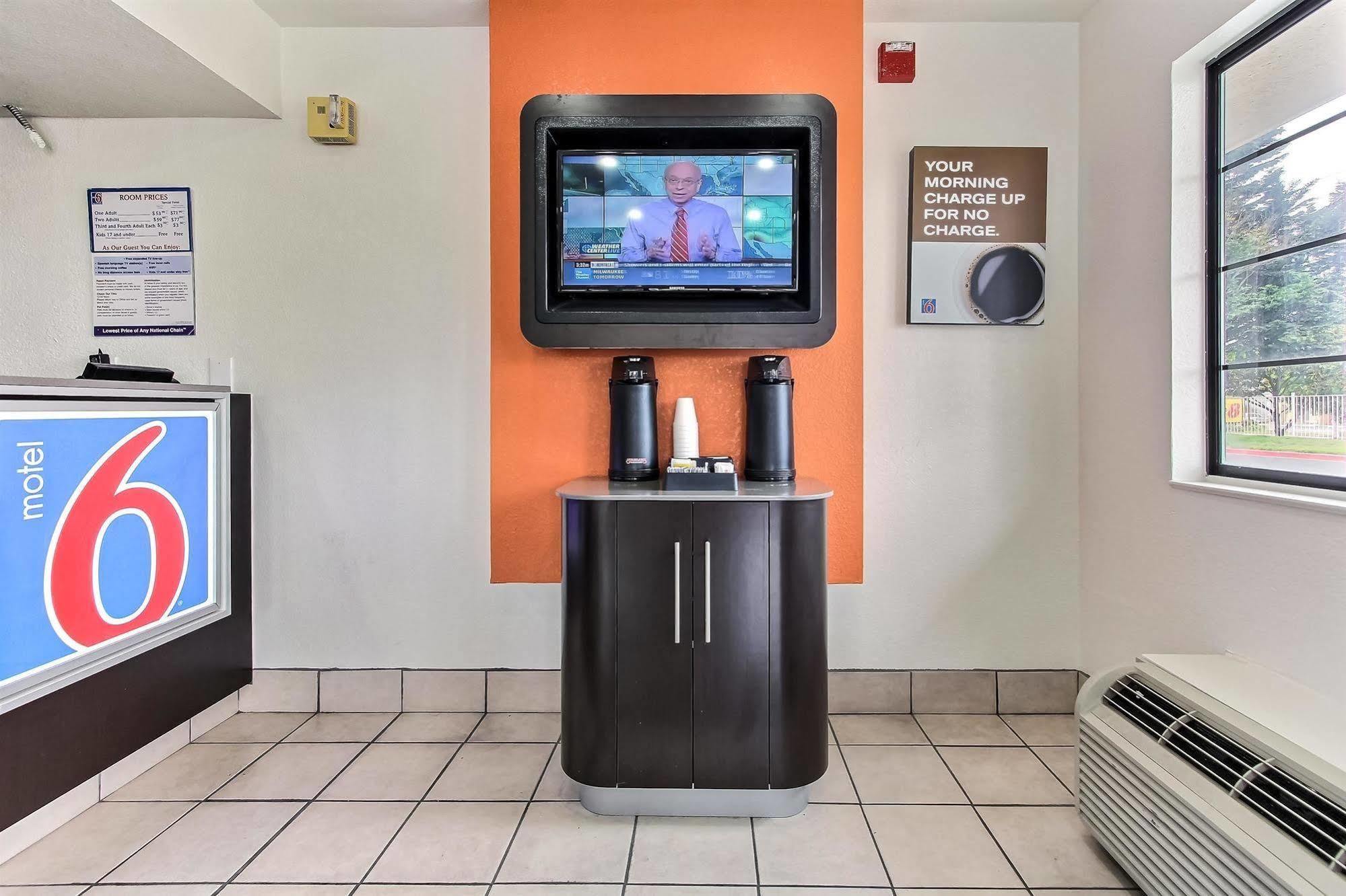 Motel 6-Salinas, Ca - North Monterey Area Экстерьер фото