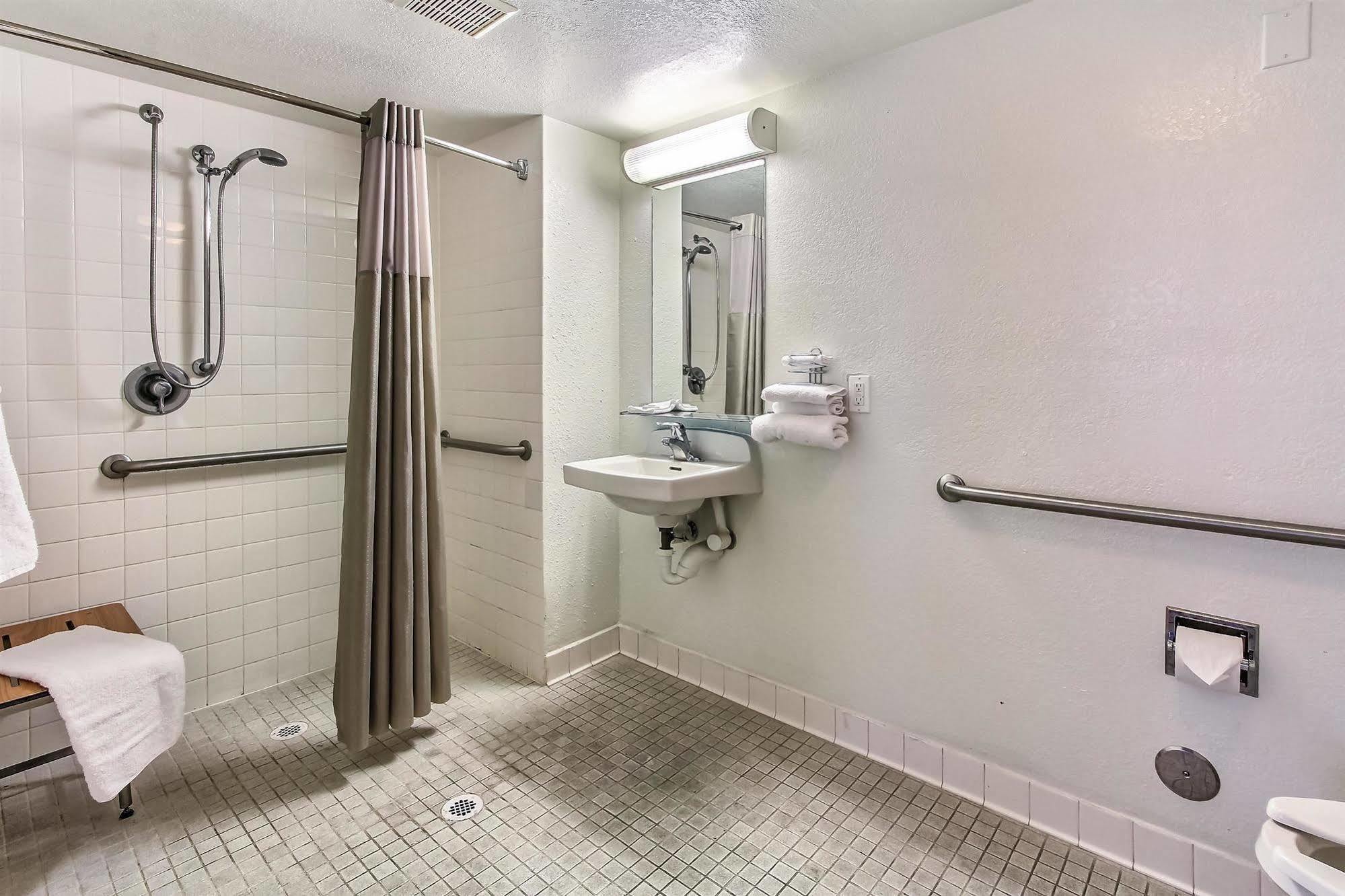 Motel 6-Salinas, Ca - North Monterey Area Экстерьер фото