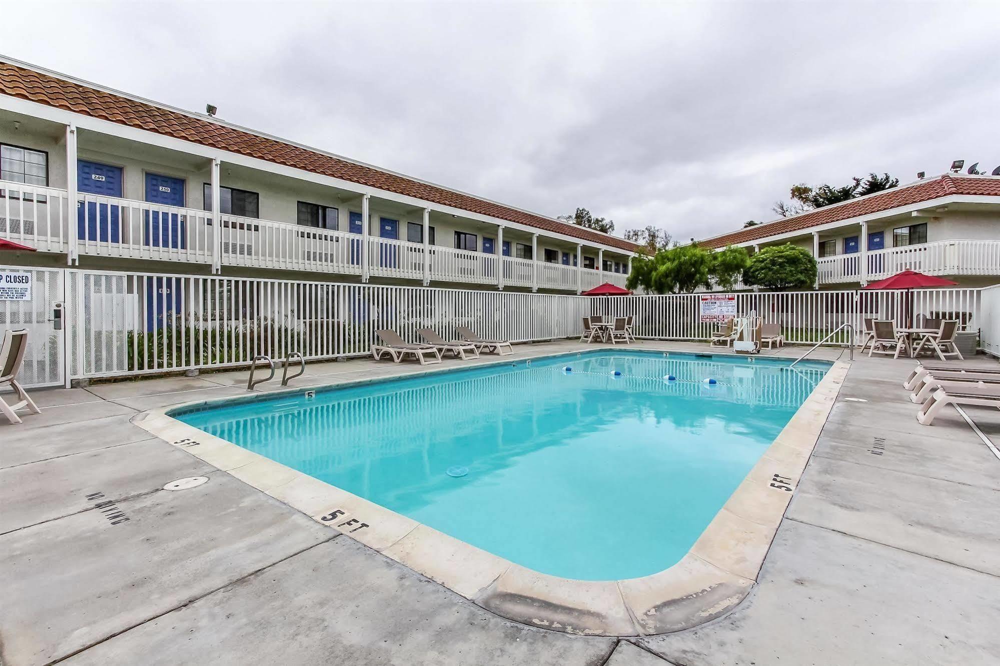 Motel 6-Salinas, Ca - North Monterey Area Экстерьер фото